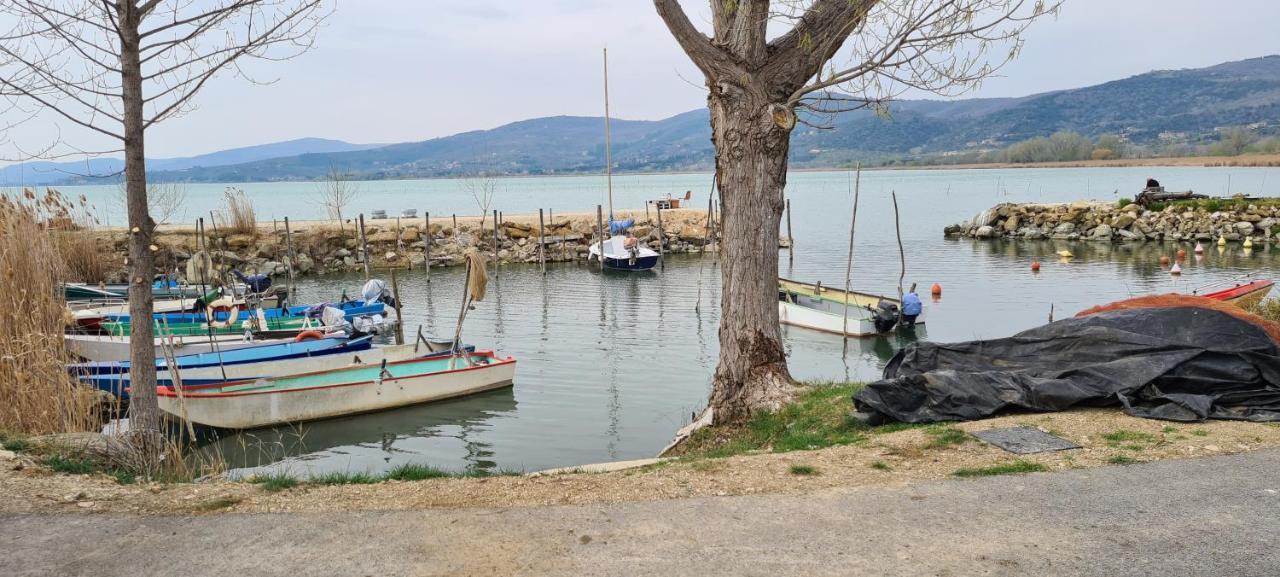 Appartamento Lago Trasimeno - Torricella Pg Ngoại thất bức ảnh